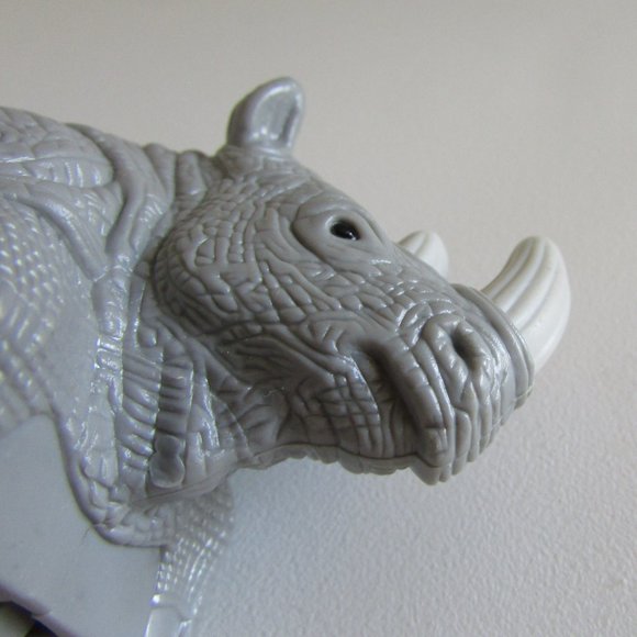 Rhinosaurus RHINO Racer WORKS 2" Disney & McDonalds 1998 REALISTIC Plastic - Picture 6 of 8